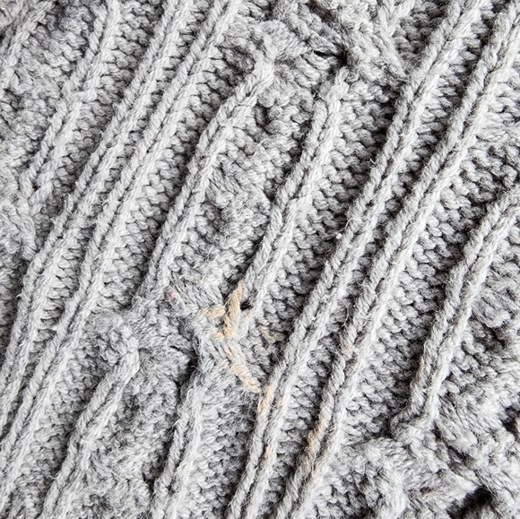 Y2K Liz Claiborne Cable Knit Faux Fur Collar Full Zip Vest - Picture 9 of 9